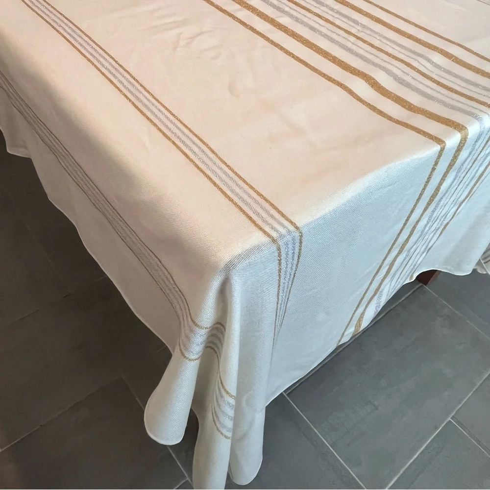 Vera Neumann Elegant Rectangle Cream Tablecloth 60x102 Gold & Silver Stripe NWOT